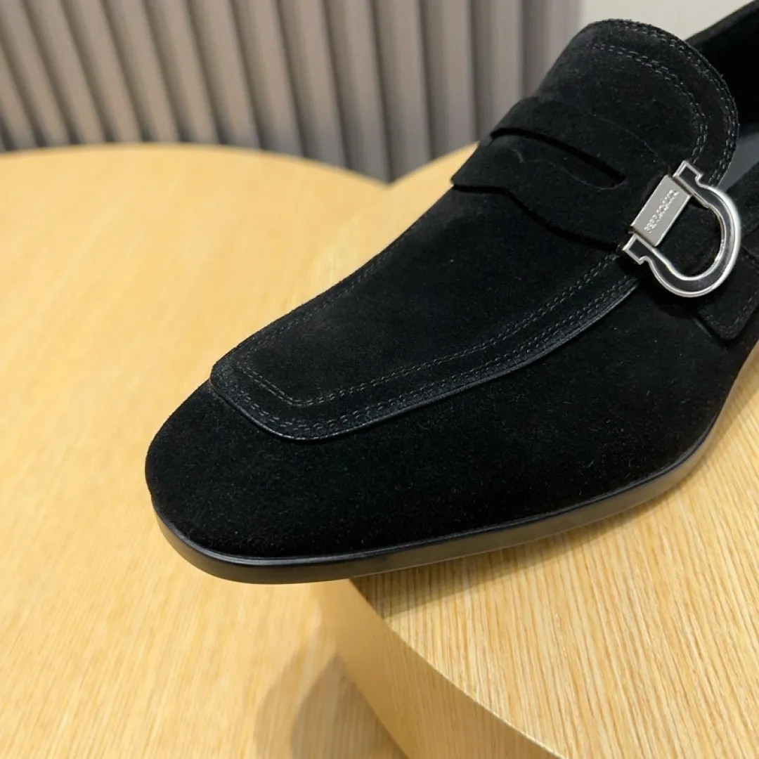 Men's Men's Shoes💰P640💰🔥《Ferragamo》👏Latest • High-end top brand luxury ~ purchasing agency, top quality ~. New fashionable business men's shoes🔜The uppers are made of original cashmere cowhide➕cowhide·lining, with fine workmanship. The original stylish and soft combination wear-resistant and non-slip outsole is light and comfortable on the feet. The real thing looks better in real life. Size: 38/44